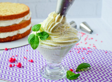 Cottage cheese cream for cake