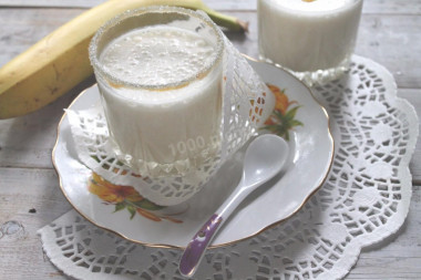 Smoothie with banana and milk