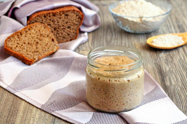 Eternal sourdough for bread without yeast