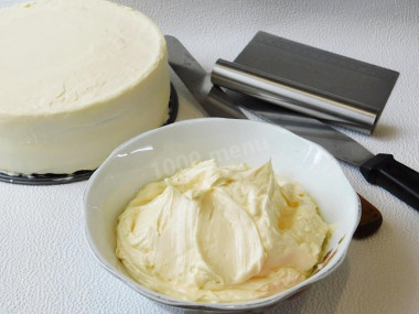 Cake paste cream