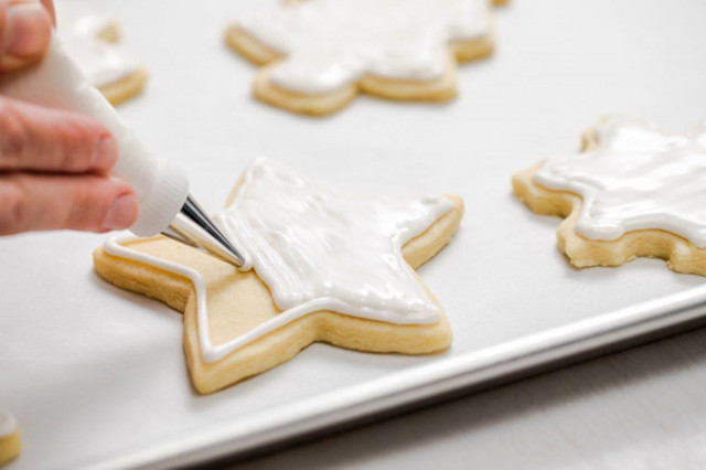 Aquafaba glaze