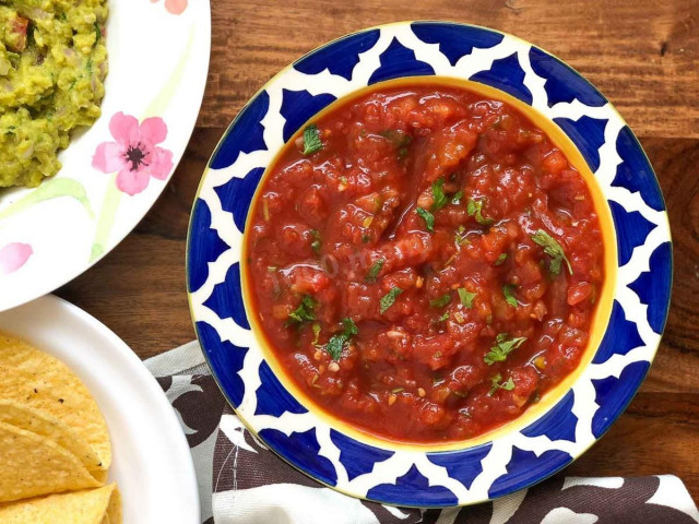 Tomato salsa sauce