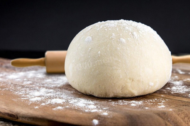 Yeast dough for potato pie