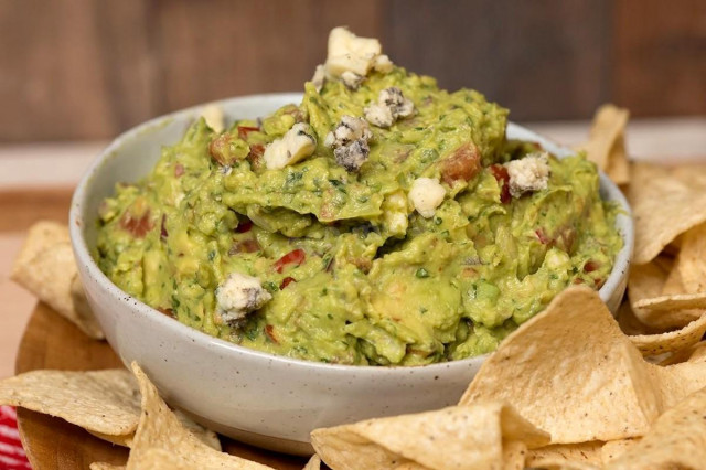 Avocado and roquefort dip