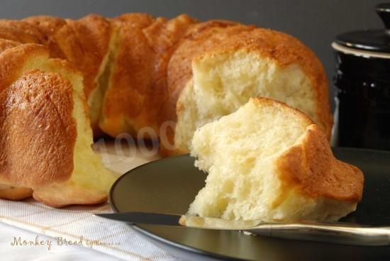 Sweet monkey bread