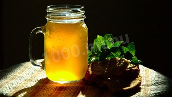 Bolotov kvass on whey and celandine with sugar