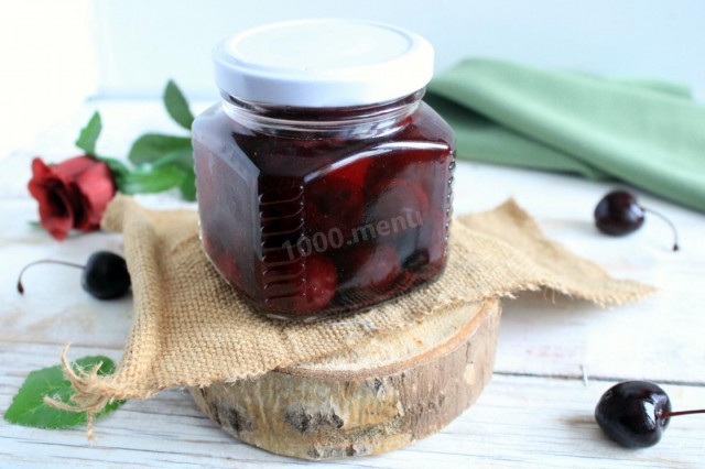 Cherry compote for winter