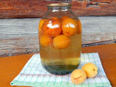 Apricot compote from apricots for 3 liter jar for winter