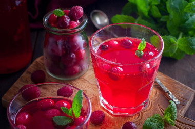 Frozen cranberry juice