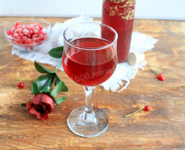 Homemade red currant wine