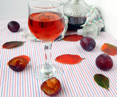 Plum liqueur home