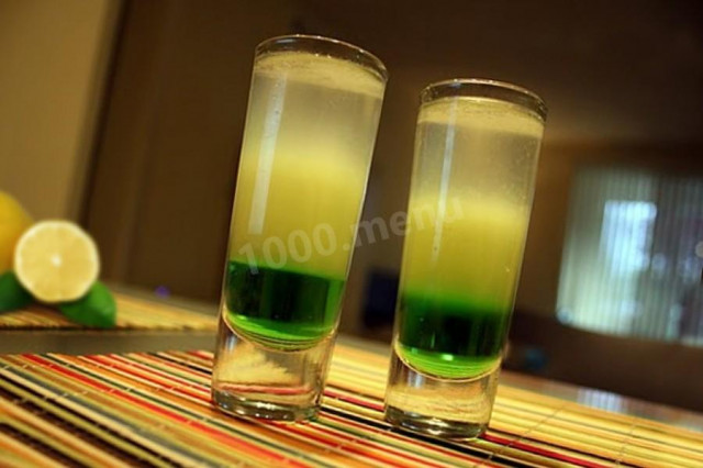 Absinthe with juice