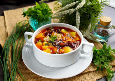 Canned bean and chicken soup