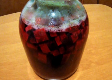 Beet starter culture for kvass