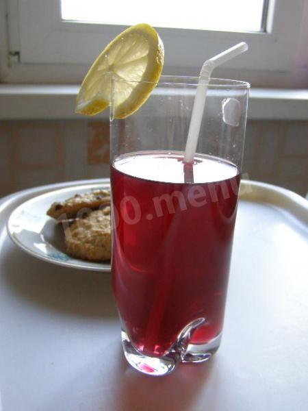 Blueberry compote with lemon juice and zest