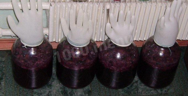 Wine from grapes in jars