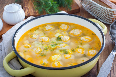 Potato soup with meatballs