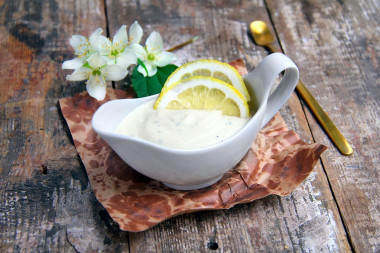 Sour cream mustard sauce