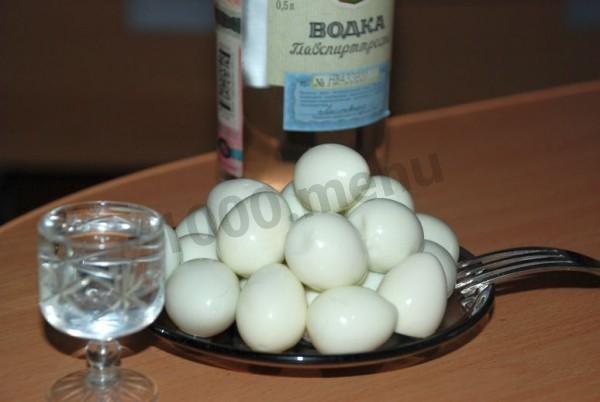 Pickled quail eggs