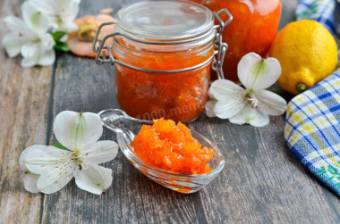 Pumpkin jam of oranges and lemons for winter