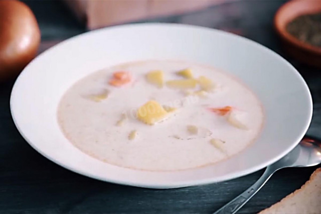 Norwegian soup from salmon with cream