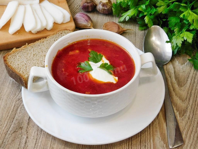 Borscht as in kindergarten on meat broth