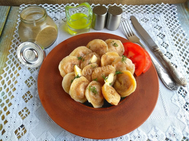 Cabbage dumplings with mushrooms