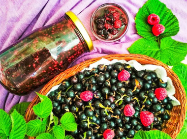 Raspberry and blackcurrant jam