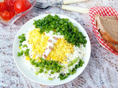 Birch salad with mushrooms and chicken