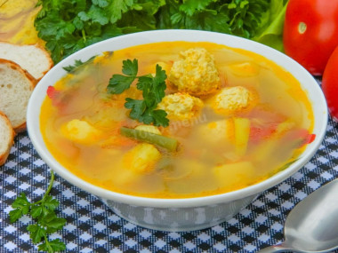 Vegetable soup with meatballs