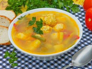 Vegetable soup with meatballs