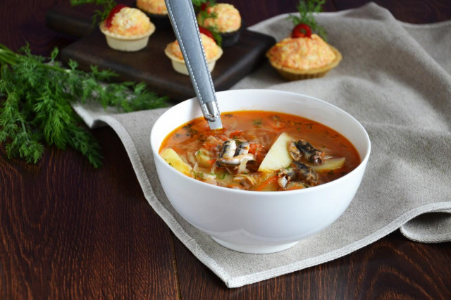 Cabbage soup with sprat in tomato sauce