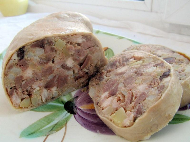 Stuffed pork stomach