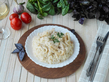 Risotto with squid