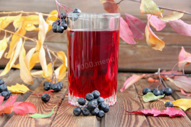 Chokeberry compote for winter