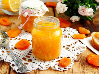 Dried apricot jam for winter