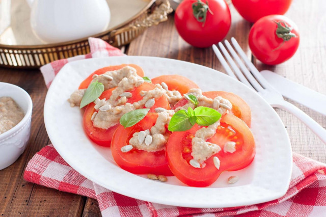 Sweet tomato salad