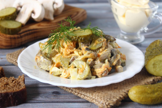 Belarusian salad with liver and mushrooms