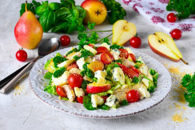 Salad with Chinese cabbage and chicken