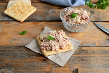 Cod liver appetizer