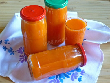 Carrot juice for winter at home