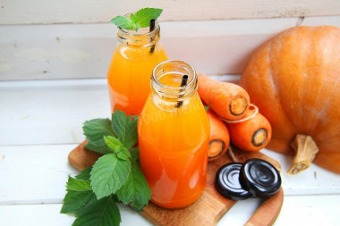 Carrot and pumpkin juice for winter