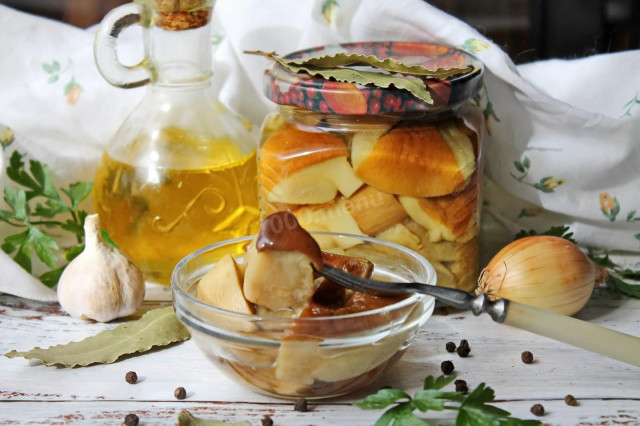 Pickled porcini mushrooms for winter without vinegar