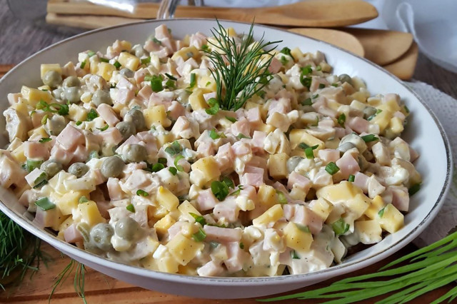 Salad with pickled buttermilk