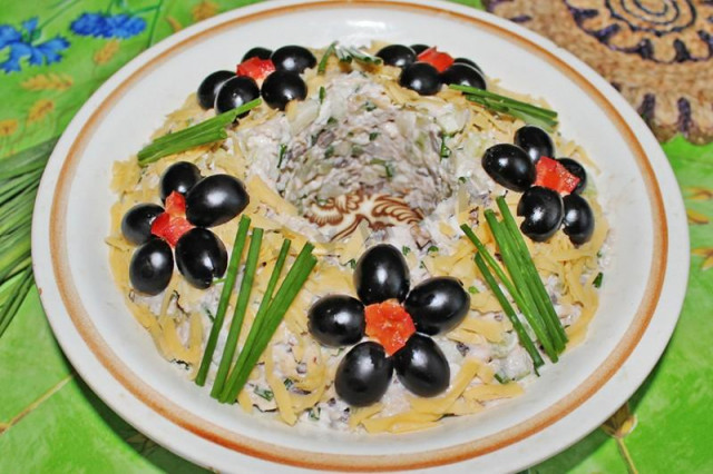 Leshiy salad