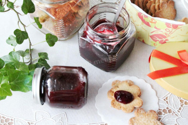 Plum jelly for winter without seeds