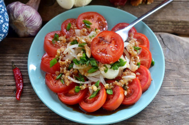 Tomato salad with soy sauce