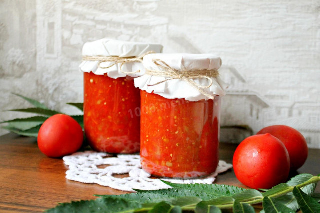 Tomatoes for borscht for winter with pepper