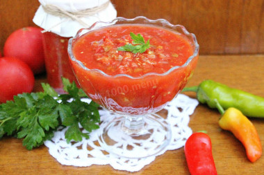 Tomatoes for borscht for winter with pepper