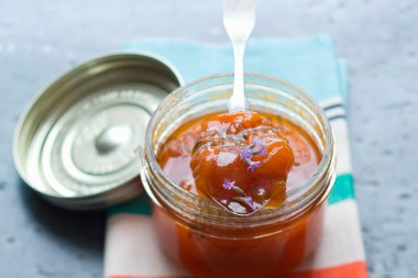 Apple chutney sauce